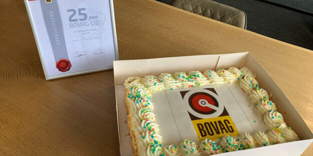 25 jaar bovag taart web 01