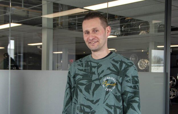 Leon Das Autohuas De Groot Meerkerk